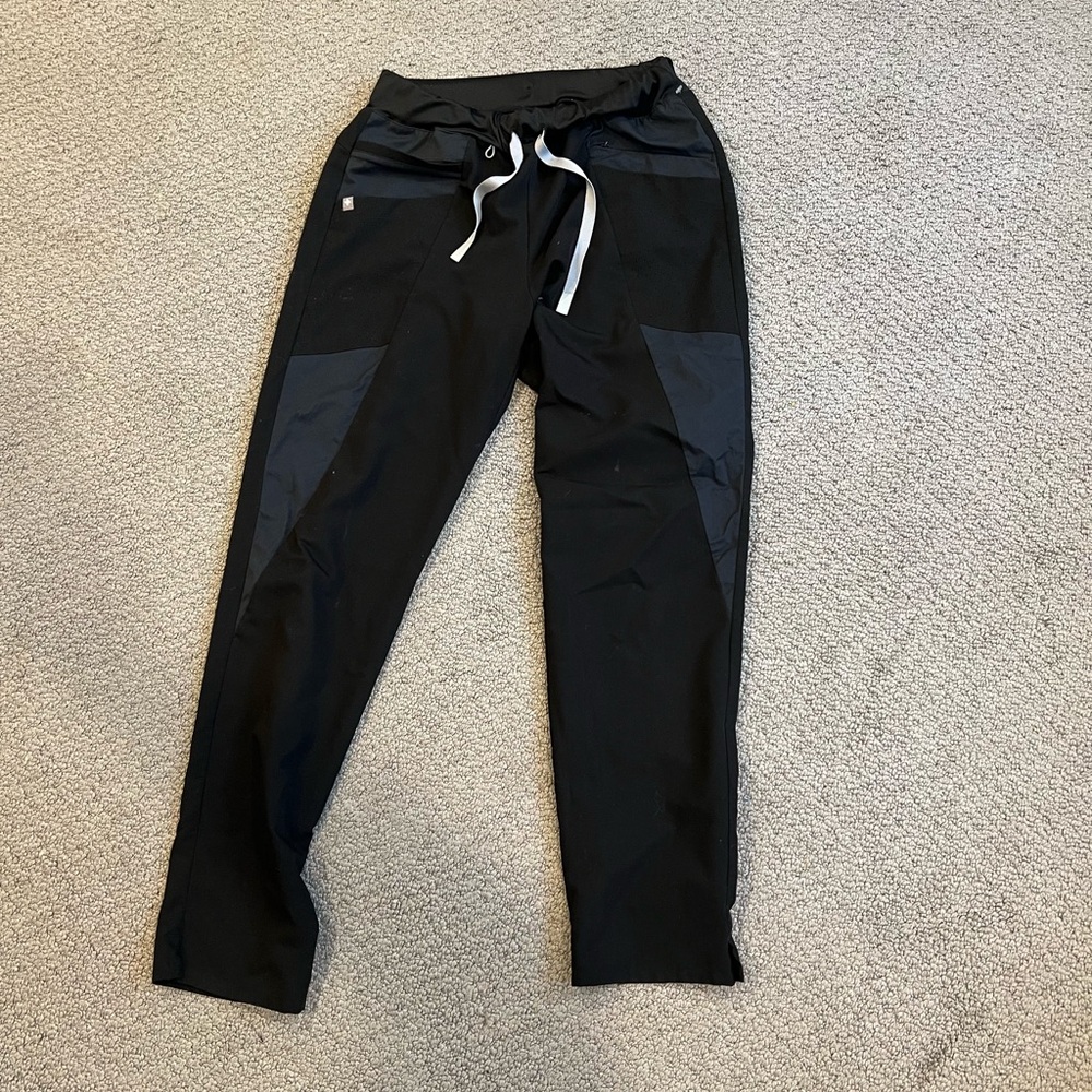 figs slim pants